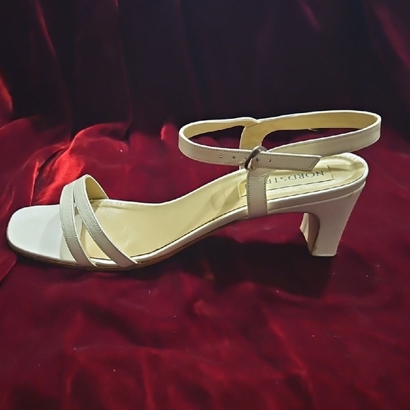 Cream Sandal Heels with Strappy Design - Picture 3 of 6